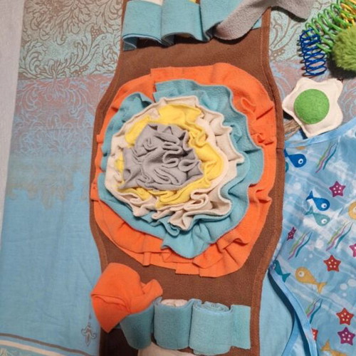 Cat activity toy set like new, sensory and interactive play