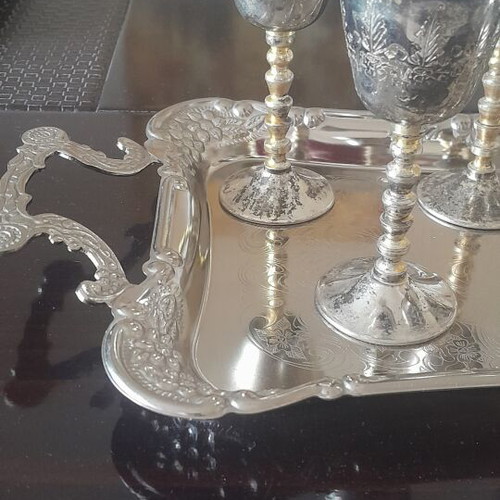 Vintage silver-plated tray with 5 liqueur glasses