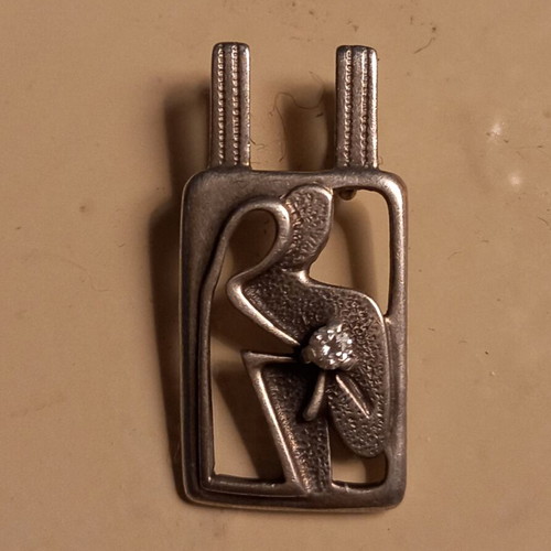 Silver pendant vintage used with phianite stone