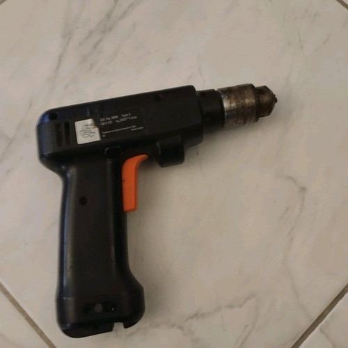 Black Decker screwdriver used without charger