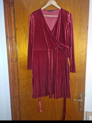 Βελούδινο φόρεμα Marks & Spencer κόκκινο νέο μέγεθος 5XL