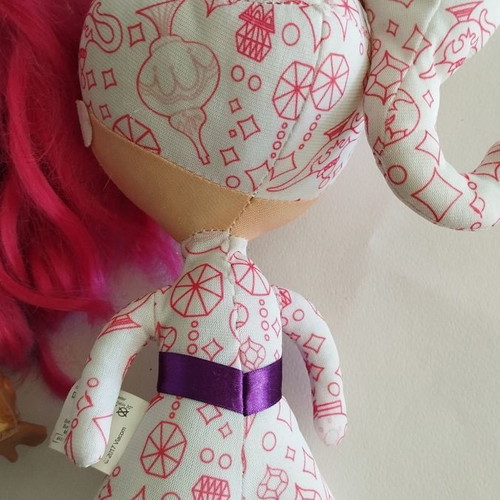 Shimmer and Shine 3 dolls used, pack
