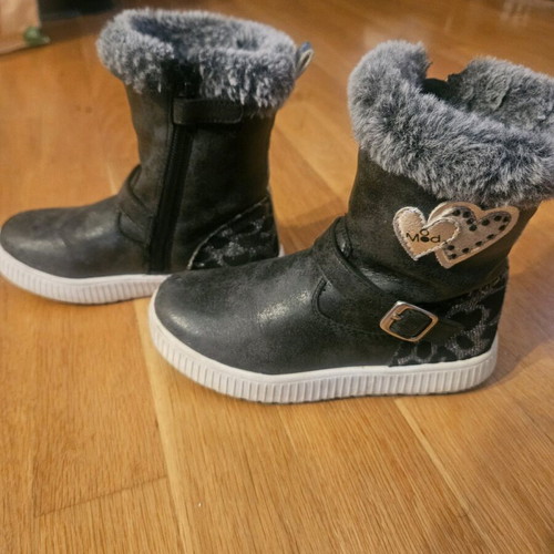 Mod8 girls' boots used, size 28