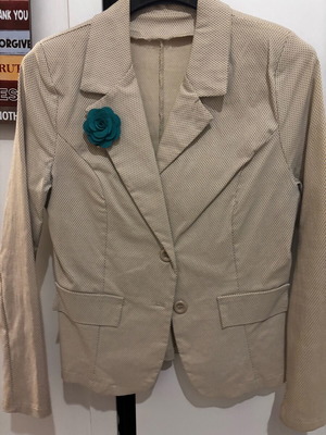 Women's mid-length jacket Italian like new, beige, size L