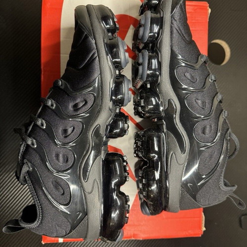 Nike Vapormax Tripple Black sneakers brand new size 43
