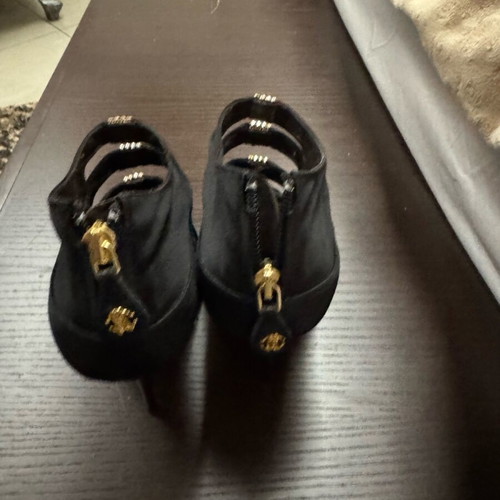 Roberto Cavalli shoes size 38 like new, black