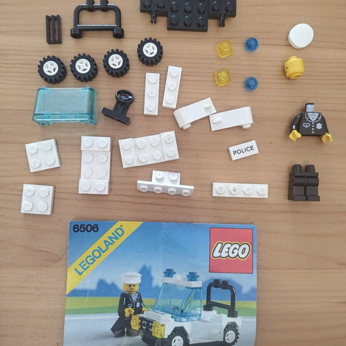 Lego vintage set Precinct Cruiser 6506 used