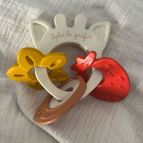 Sophie La Girafe Fragrance Ring like new, baby teether with vanilla coconut strawberry scent