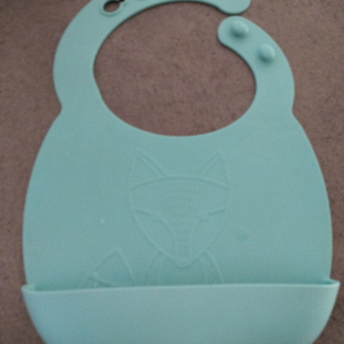 Dr Brown's baby bib with food catcher