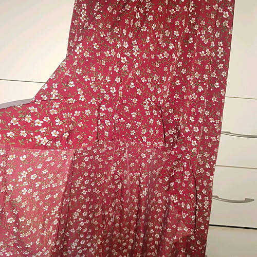 Maxi floral skirt Shein like new, red, size L