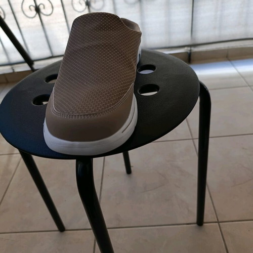 Clogs in white beige color like new