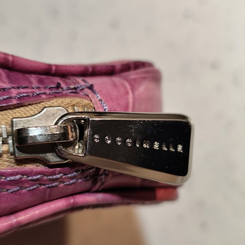 Coccinelle leather wallet like new, pink-purple