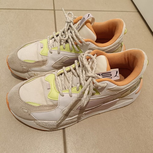 Puma women's athletic shoes like new, white and pink, size 40.5