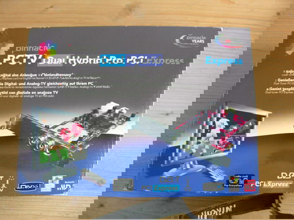 TV Digital + Analog Dual Hybrid Pro PCI Express Card  Pinnacle