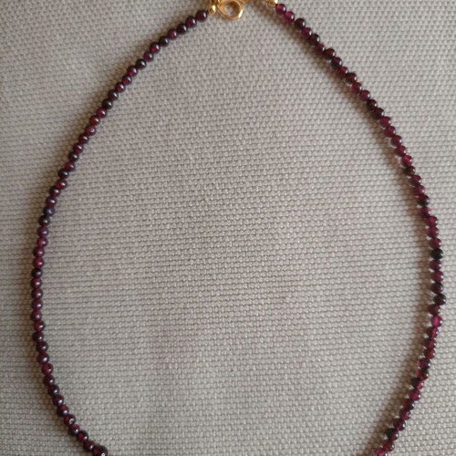 Necklace with granade & tourmaline