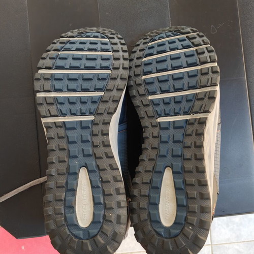 Skechers Escape Plan trail shoes size 44 used, memory foam