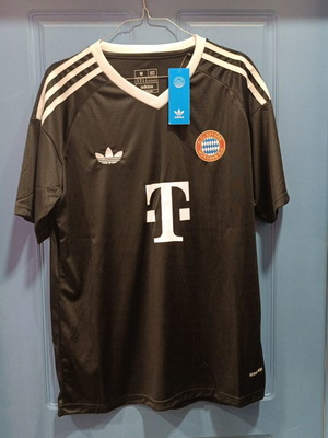 Adidas Jersey Fc Bayern new, authentic