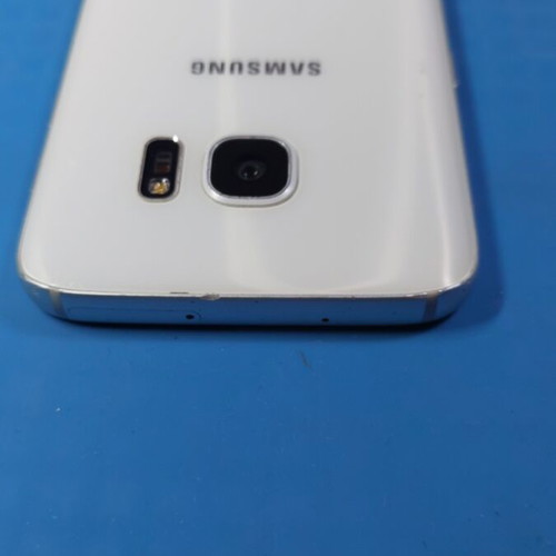 Samsung Galaxy S7 4/32 used with light burn in, Android 8, NFC