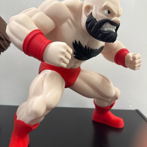 Zangief Street Fighter figure like new, 18 cm