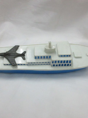 Plastic Aircraft Carrier Toy 70s Greek Made 30cm like new