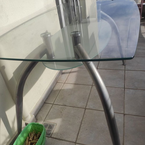 Dining set with 4 chairs used, glass top