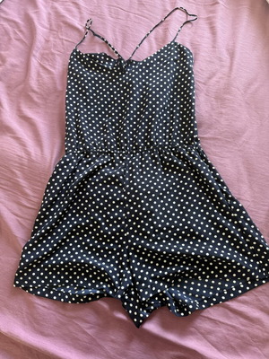 Zara polka dot romper like new, medium size, white and blue