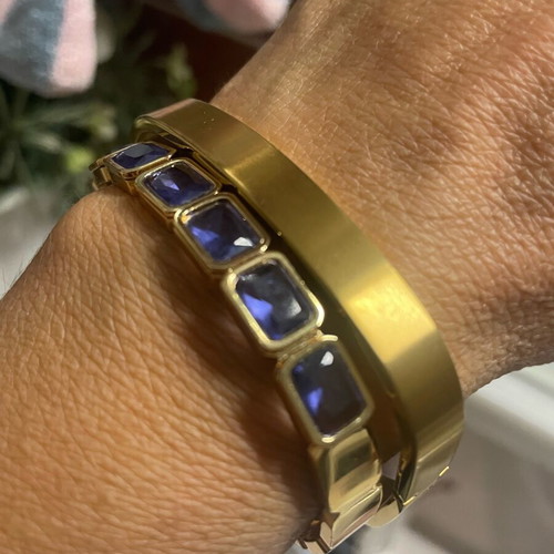 Steel bracelet new with stones