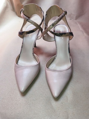 Nine West women's pumps size 39 like new, brown and pink