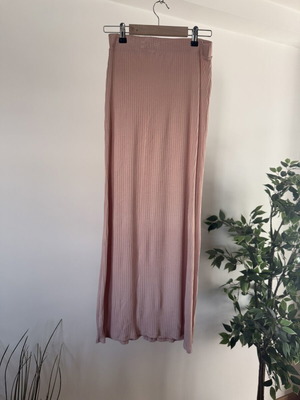 Bershka Low Waist Maxi Skirt Rib Pink Size M