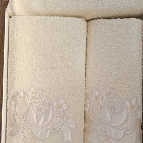 Borea towel set of 3 pieces new, ivory, cotton with embossed design