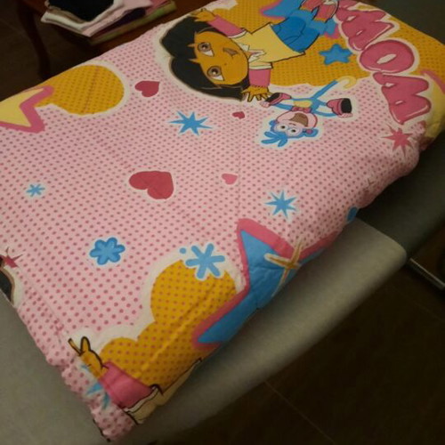 Children's single quilt used, good condition