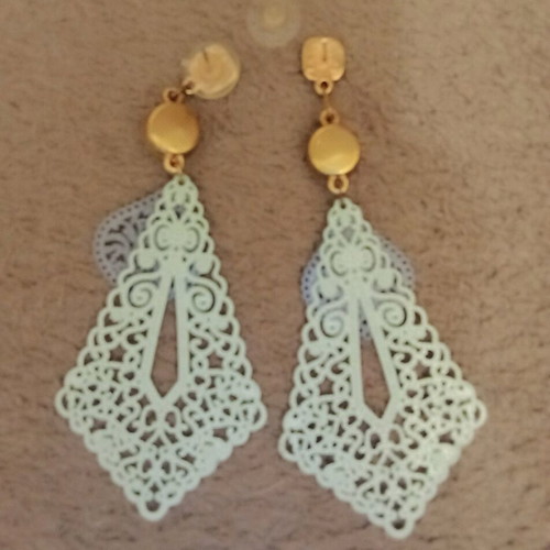 Dangling earrings like new with shades of gray, mint, and gold