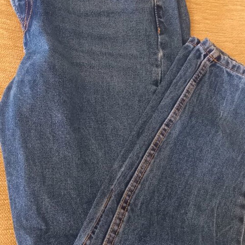 Jean with straight fit, relaxed comfortable, like new, size M