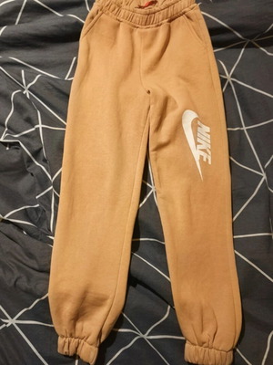 Nike sports sweatpants used, beige, size M