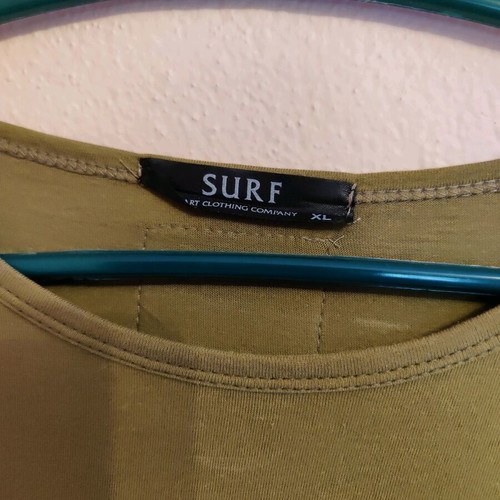 Mickey women's khaki T-shirt like new Surf