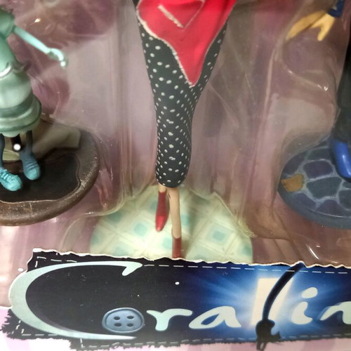 Coraline Set C collectible figures NECA like new, sealed