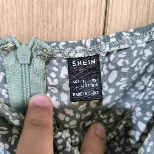 Shein summer dress like new, size L, pistachio green