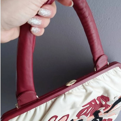 Aquilano Rimondi leather shoulder bag like new, beige and red