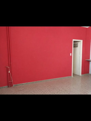 Commercial space 30 sqm in Agios Dimitrios, corner location
