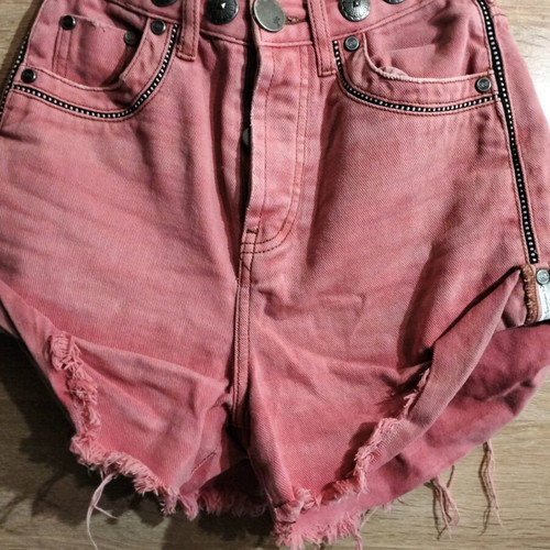 One Teaspoon shorts like new, size XS
