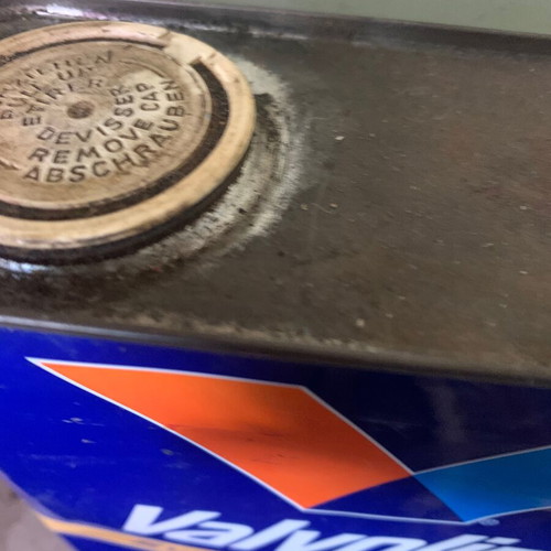 Valvoline Synguard metal 2lt with vintage box and shirt gift