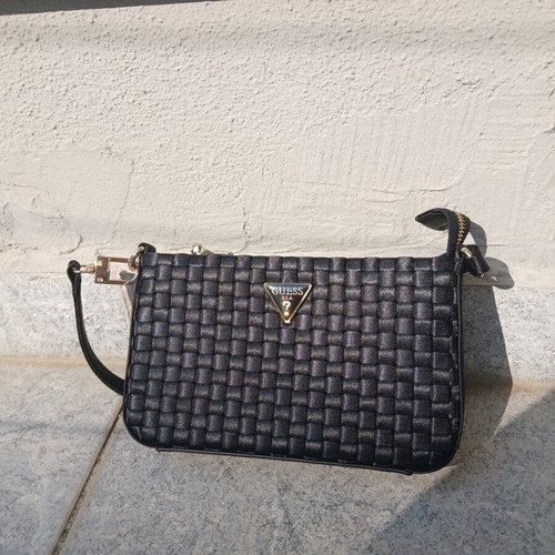 Guess shoulder bag black, brand new