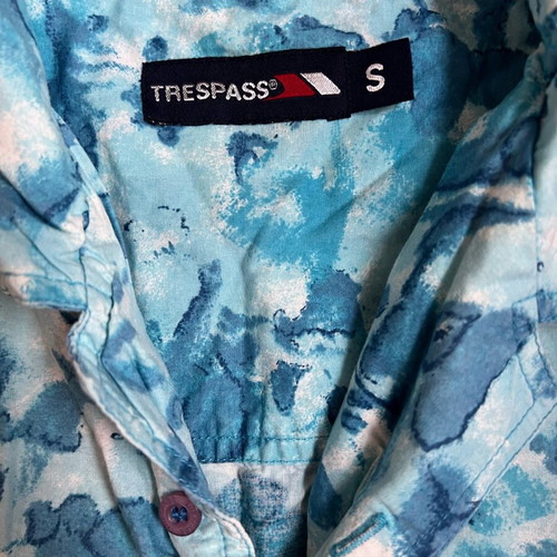 Trespass men's short sleeve shirt size S used, blue