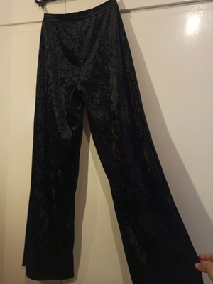 Παντελόνι velvet stretch με καμπάνα σαν καινούργιο