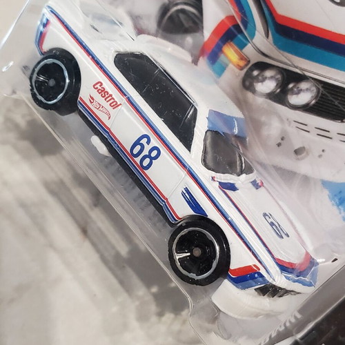 Hot Wheels 2016 BMW 3.0 CSL αγωνιστικό αυτοκίνητο καινούργιο, σφραγισμένο