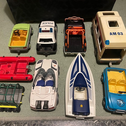 Playmobil vehicles used with missing parts