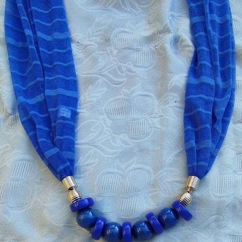 Women's blue scarf necklace new with decorative beads