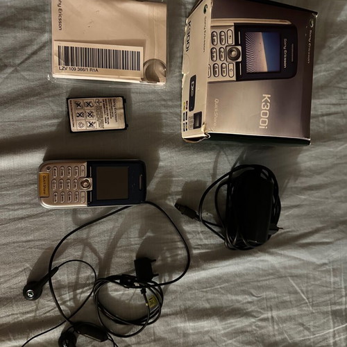 Sony Ericsson K300i used mobile phone with accessories