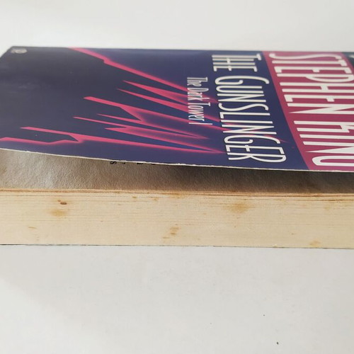 The Dark Tower I: The Gunslinger Stephen King used, softcover