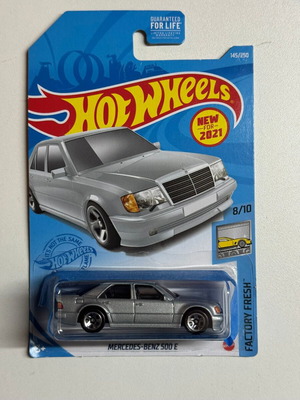Hot Wheels Mercedes 500 ασημί σαν καινούργιο